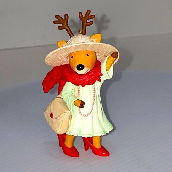Hallmark Keepsake Fashion Queen Reindeer Dressed Up As A Fashion Queen - Picture 1 of 9